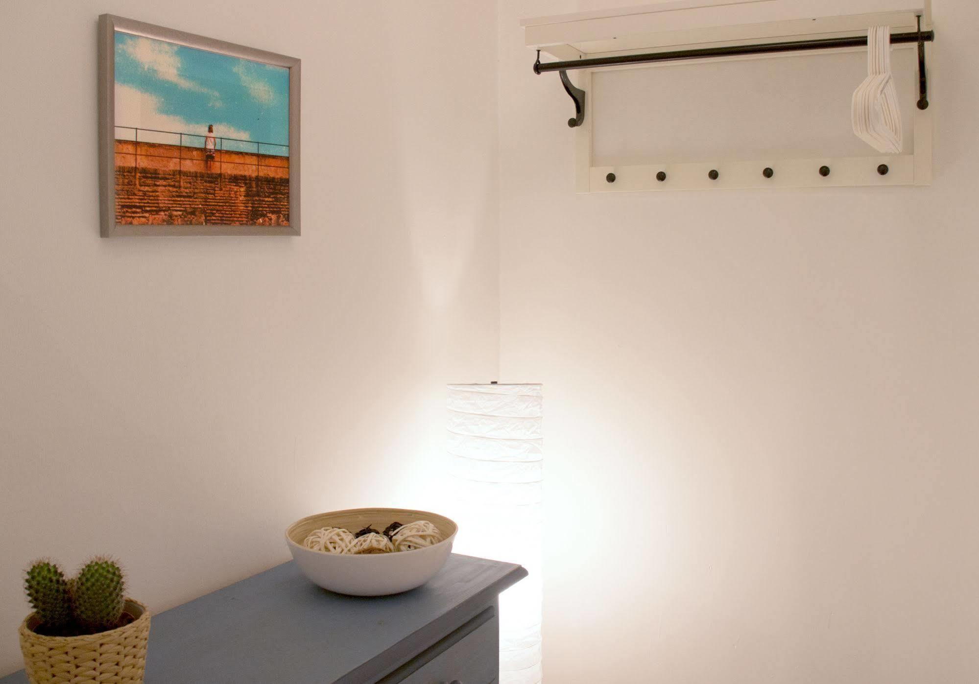 Lollipop Flats City Centre Deluxe Suite Madrid Buitenkant foto
