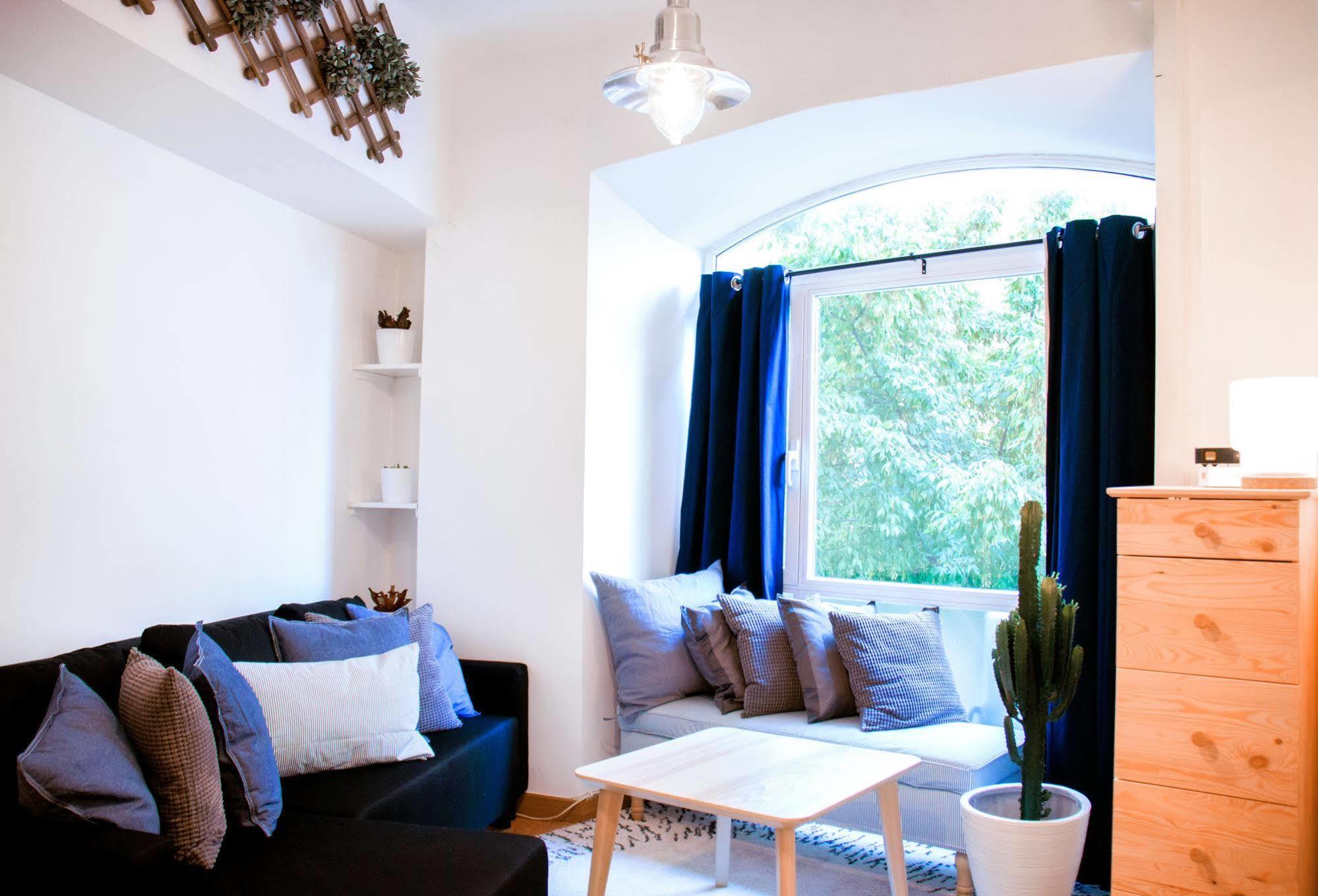 Lollipop Flats City Centre Deluxe Suite Madrid Buitenkant foto